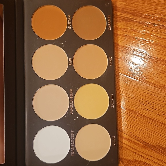 Contour Volume One. - Picture 2 of 2